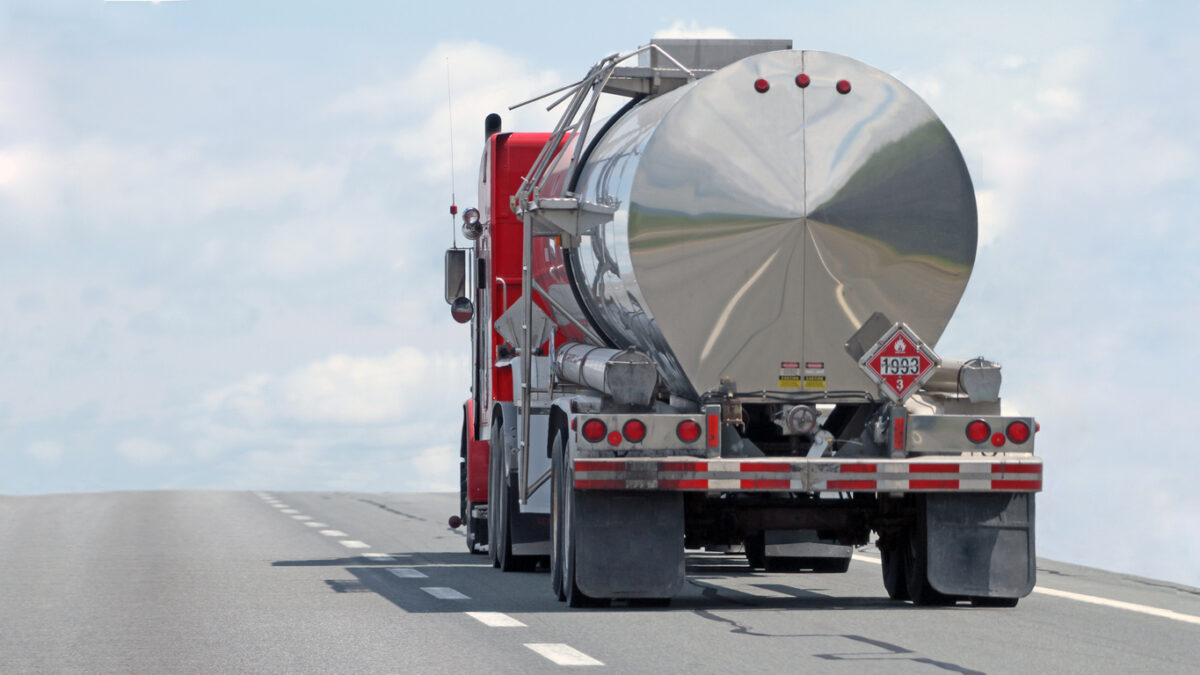 Food Grade Liquid Bulk Transportation: Safely Delivering Essential Products Across Canada